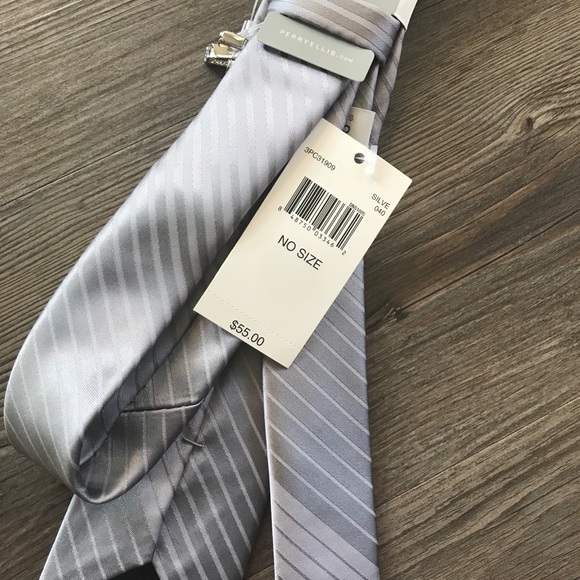 Perry Ellis Slim Tie - Picture 3 of 4